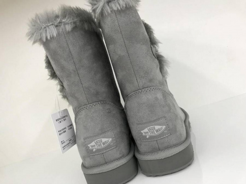 シューズのムートンブーツ