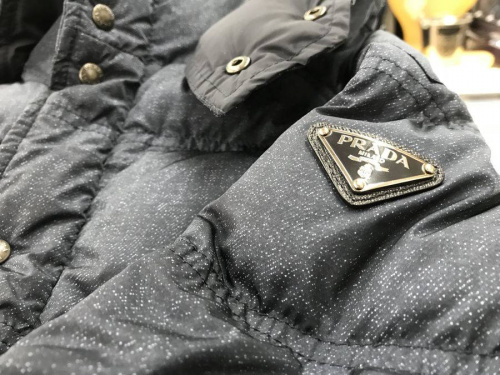 ダウンジャケットのParada