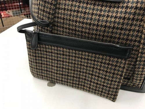 トートバッグのBALENCIAGA