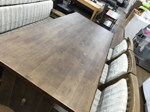 家具のダイニングセット