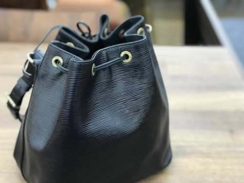 バッグのルイヴィトン（LOUIS VUITTON）