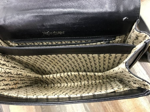 ショルダーバッグのオールドブランド