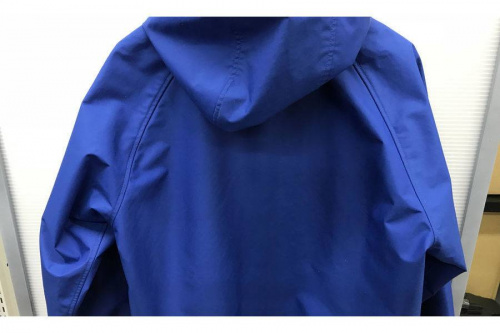 パーカーのマウンテンパーカー