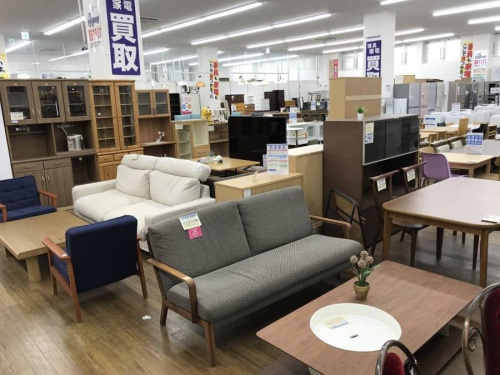 稲城若葉台店メンズセレクト