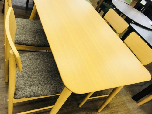 家具のダイニングセット