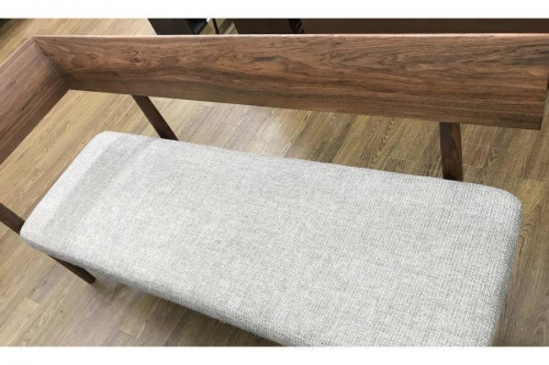 家具のソファ