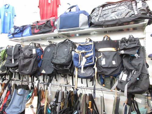 稲城若葉台店メンズセレクト
