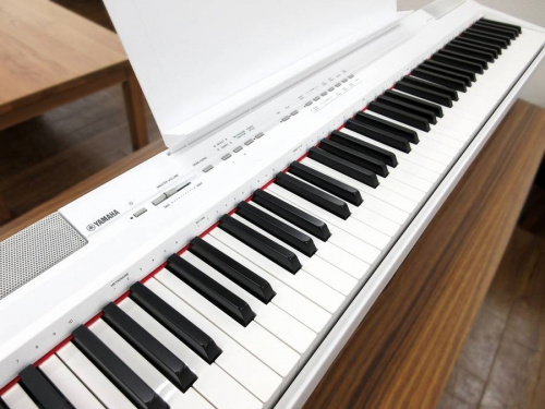楽器の電子ピアノ
