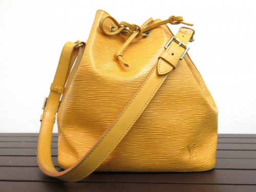 バッグのルイヴィトン（LOUIS VUITTON）