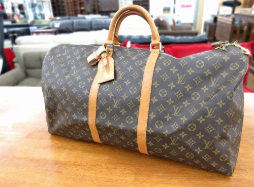 ¥Ö¥é¥ó¥É¡¦¥é¥°¥¸¥å¥¢¥ê¡¼¤Î¥ë¥¤¥ô¥£¥È¥ó¡ÊLOUIS VUITTON¡Ë