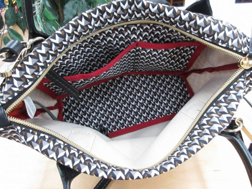 多摩　ロベルタピエリ　買取のROBERTA PIERI