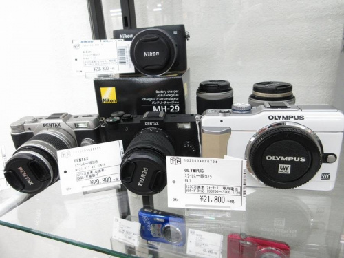 多摩　カメラ　中古のデジタル　カメラ　中古