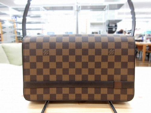LOUIS VUITTONの多摩　ルイヴィトン　買取