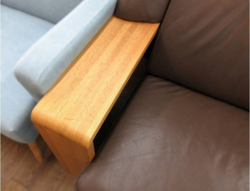 3人掛けソファーの多摩　karimoku　中古