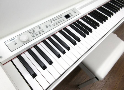 楽器の電子ピアノ