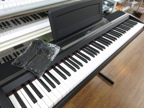 楽器の電子ピアノ