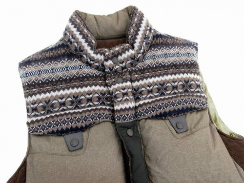 アベンジャージレ ダウンベストの多摩　MONCLER　買取