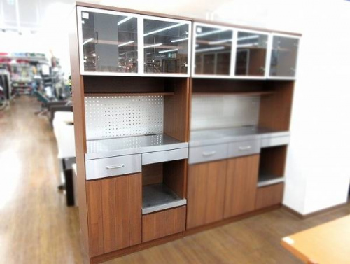 家具のカップボード・食器棚