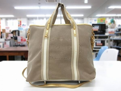 バッグのトートバッグ　中古