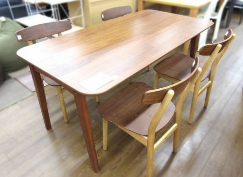 家具のダイニングセット
