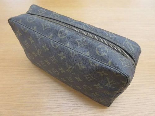 トゥルーストワレット 中古の多摩 LOUIS VUITTON 買取