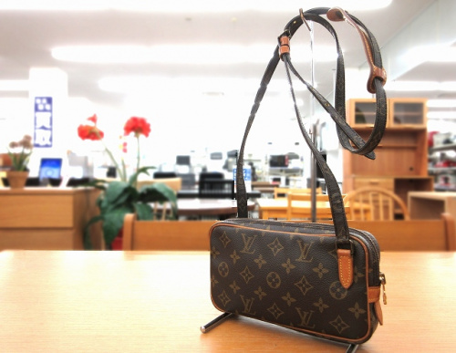 ブランド・ラグジュアリーのLOUIS VUITTON