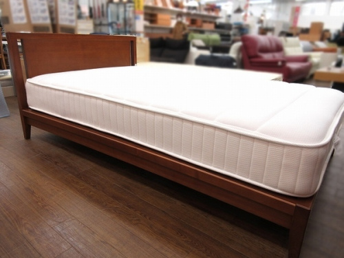 中古 セミダブルベッドの日本ベッド 買取