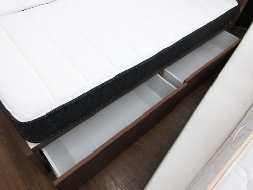 クイーンベッド　中古の収納付きベッド　買取