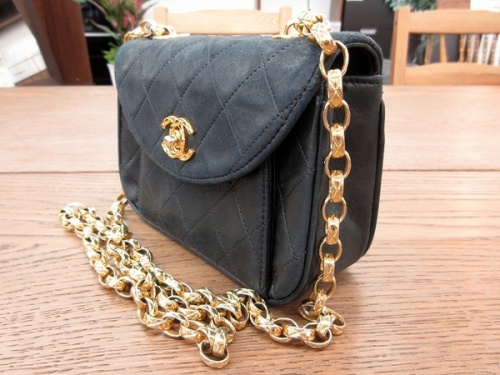 チェーンショルダー　買取　バッグの中古　CHANEL　マトラッセ　買取