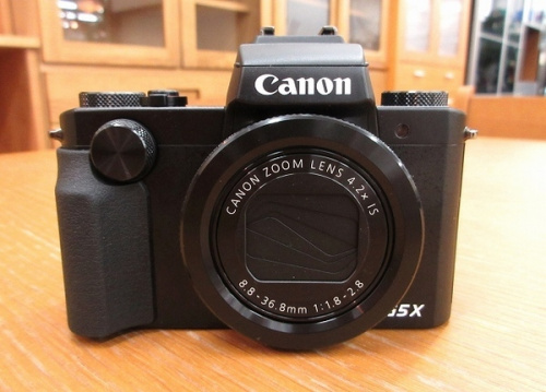 デジタルカメラの中古　コンパクトデジタルカメラ　買取