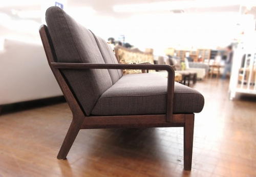 中古　3人掛けソファーのkarimoku　カリモク　買取