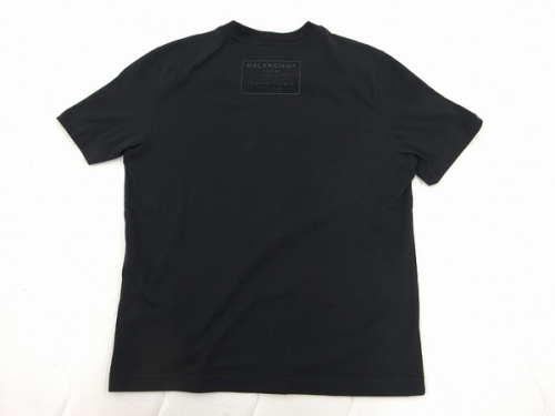 バックロゴTシャツのBALENCIAGA　
