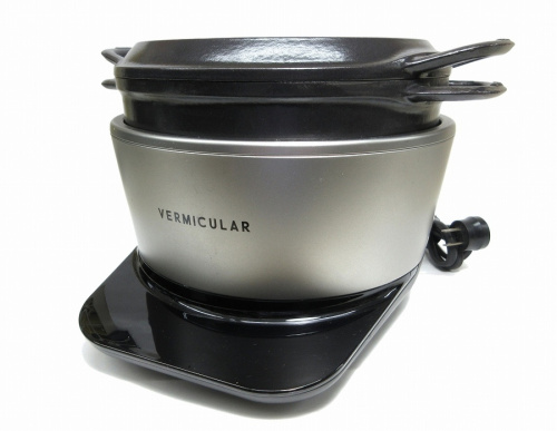 キッチン家電の炊飯器