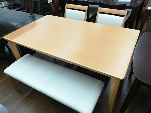 家具のダイニングセット
