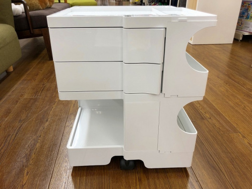 収納家具の万能収納