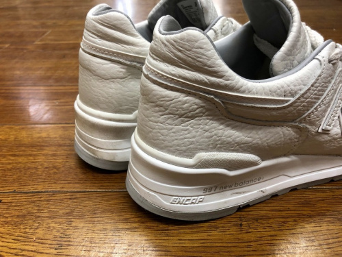NIKE  adidas PUMA NEW BALANCE VANSのメンズ  レディース