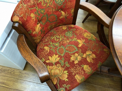 テーブルのダイニング3点セット