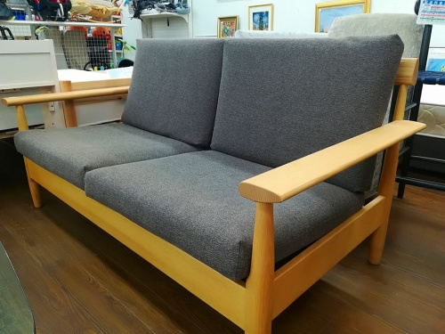 家具のソファ
