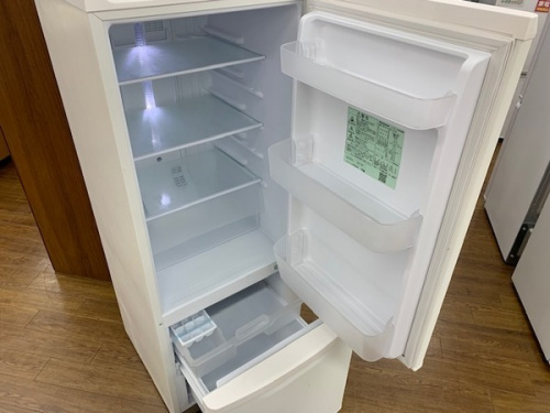 冷蔵庫の2ドア冷蔵庫