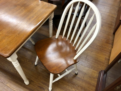 ダイニングセットの不二貿易　ニトリ　イケア　無印良品　カリモク