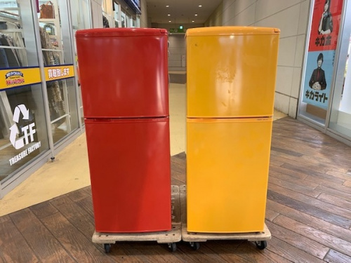 冷蔵庫の2ドア冷蔵庫