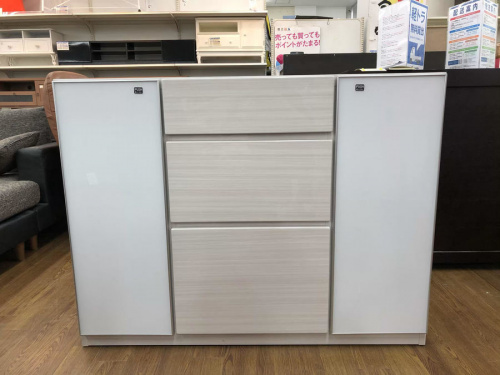 家具のカウンター