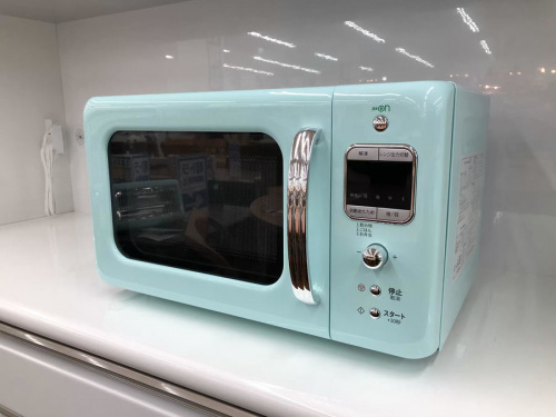 キッチン家電の電子レンジ