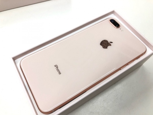 iPhone8plusのAPPLE　中古