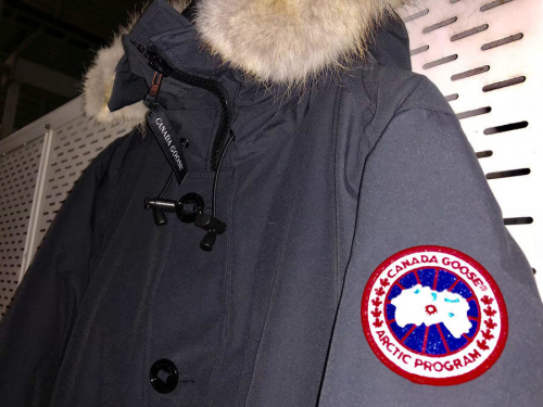 CANADAGOOSEのカナダグース