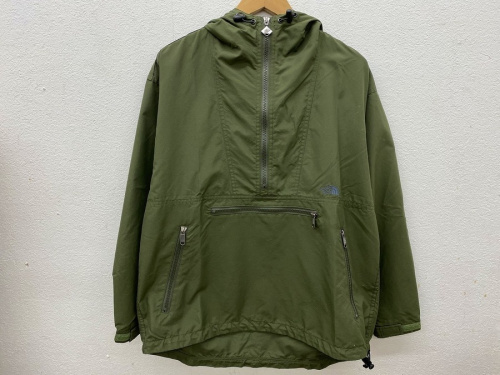 トップスのジャケット