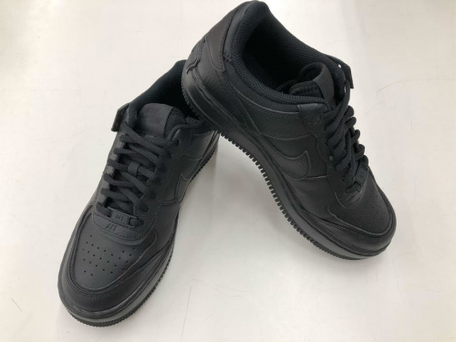 スニーカーのNIKE