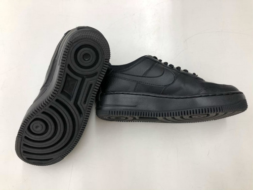 スニーカー　中古の稲城若葉台店