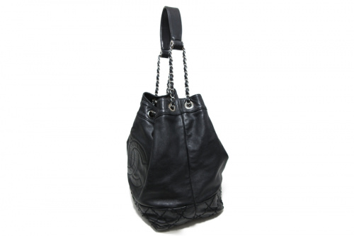 バッグのシャネル　CHANEL