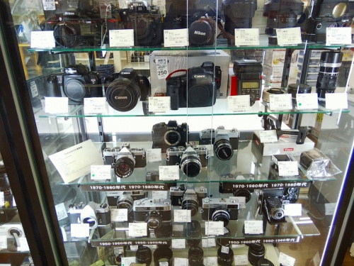 フィルムカメラの多摩　中古家電　買取